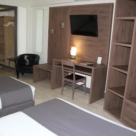 Otel Univers Carpentras