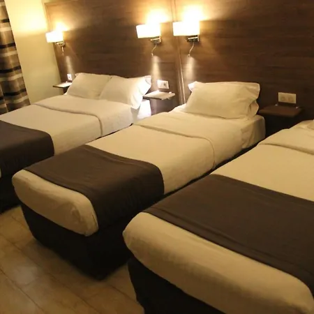 Hotel Univers Carpentras