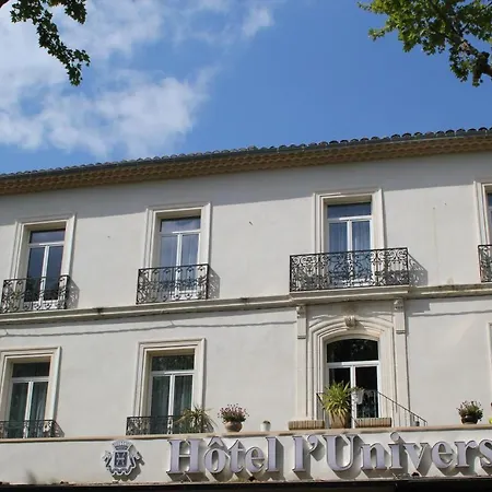 Univers Hotel 2*