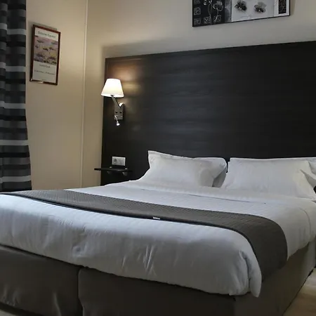 Otel Univers