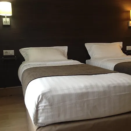 Hotel Univers Carpentras