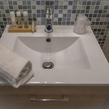 Hotel Univers Carpentras